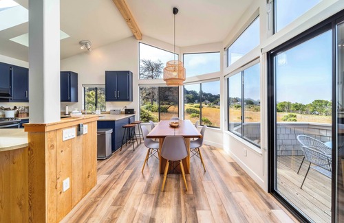 Sea Ranch House | Oceanview Modern Home – Hot Tub, Large Deck & EV Charger