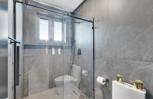 Mameyes II Apartment | Oceanview Penthouse 4BR with Golf View