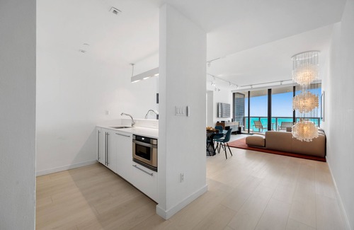 City Center Condo | Oceanview Private Condo at W South Beach -1614