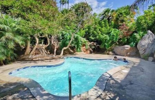 Oceanside Condo | Oceanview Resort with direct Beach Access & Pool!