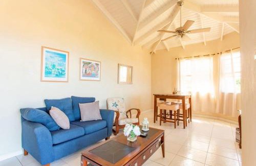 Fryers Well Apartment | Oceanview Terrace I Full Kitchen I Steps to Beach I WiFi