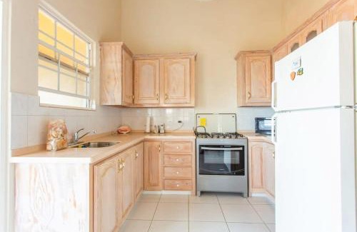Fryers Well Apartment | Oceanview Terrace I Full Kitchen I Steps to Beach I WiFi