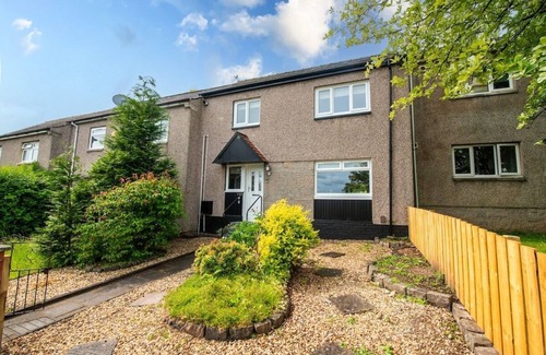 Stirling House | Ochil View - 3 bedroom house