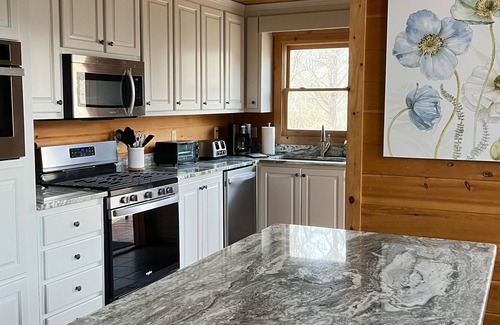 Copperhill Cabin | Ocoee Riverfront Cabin near Blueridge GA