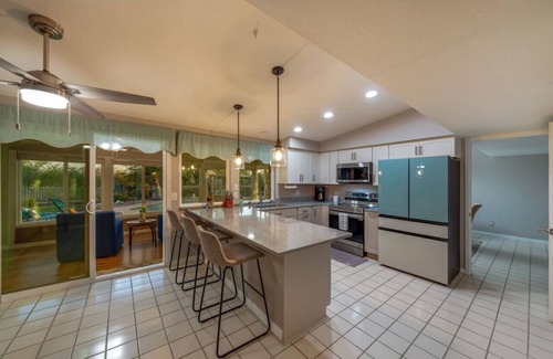 Tanque Verde Apartment | Ocotillo (Jason & Heather)