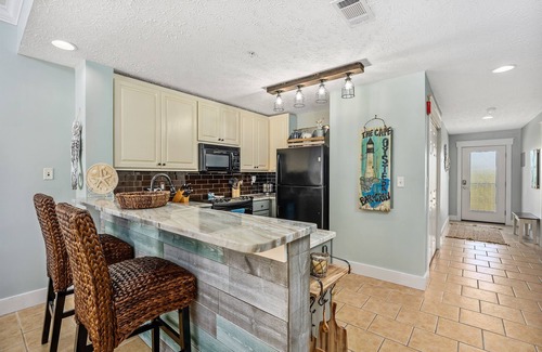 Mexico Beach Condo | Oct 11-18 Reduced! Oceanview Condo, Heated Pool, Hot Tub & Sauna!