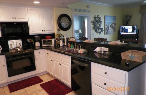 Lower Grand Lagoon Condo | OCT 25 - Nov 1 DEAL /153 FIVE STAR REVIEWS/FREE BEACH CHAIRS/GULF FT