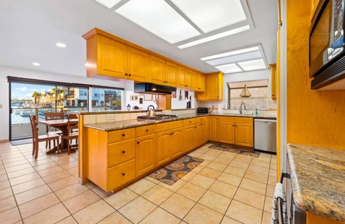 Channel Islands House | October Special 30+ Stay! Waterfront, Deck W/Views