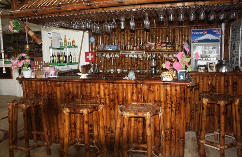 Dalupuri - San Antonio Island House | Octopussy Bungalow Beach Resort sijaitsee keskeisellä paikalla, joten pääset helposti tutustumaan kaupungin kiehtoviin turistikohteisiin