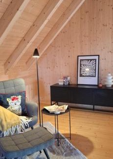 Reichelsheim House | Odenwald-Lodge mit Infrarotsauna und E-Ladestation im Naturpark Odenwald "Haus Himmelblau"