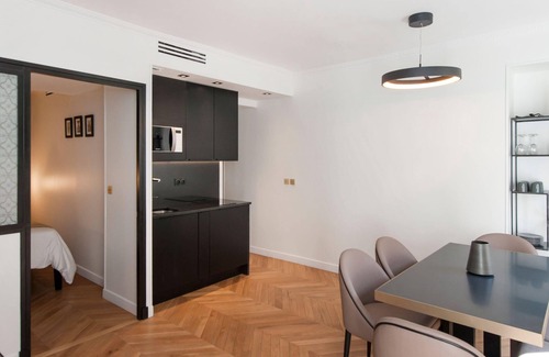 Odeon Apartment | ODEON NOTRE DAME DE PARIS C