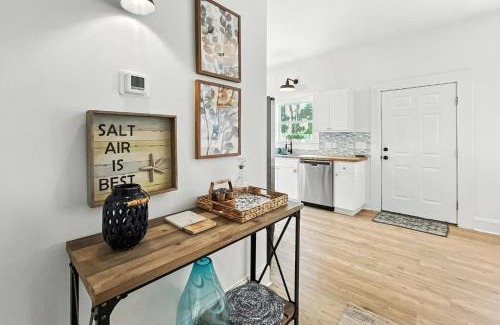 Brunswick House | Odie's Oasis on Union
