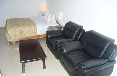 Akosombo Hotel | Odo So Royal Hotel