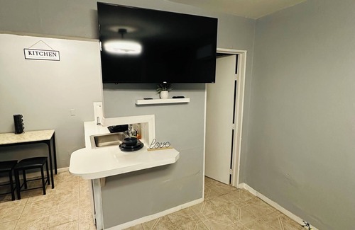 El Paso Apartment | Odriozola’s Vrbo Studio