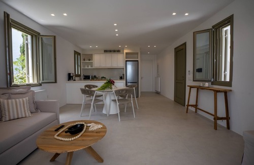 Drios Villa | Odyssey - Paros Breeze Luxury Villa