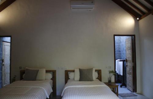 Rote Island Bed & Breakfast | Oemau Bungalow