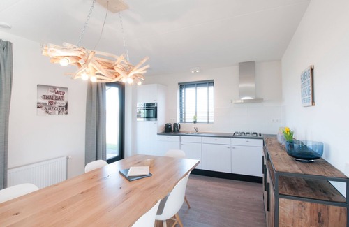 Tholen House | Oesterdam Resort by Interhome