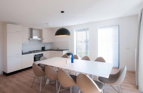 Tholen House | Oesterdam Resort by Interhome