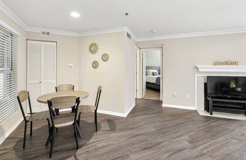 Dunwoody Apartment | ❤ of Atlanta♣Pool♣Balcony♣Parking♣Smart TV♣Gym