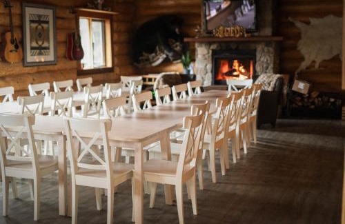 Rock Lake Villa | Off-Grid Mountain Lodge & 4 Cabins - Sauna, Hot Tub & Fishing