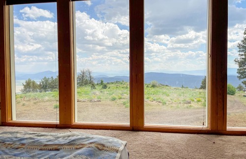 Klamath Falls Cabin | Off-Grid Paradise - Outdoorsy People’s Dream