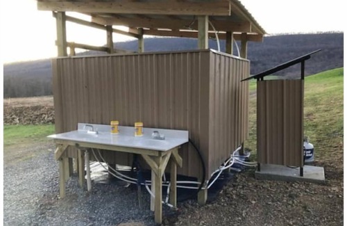 Doylesburg House | Off Grid Tiny House Glamping On 22 Acres!