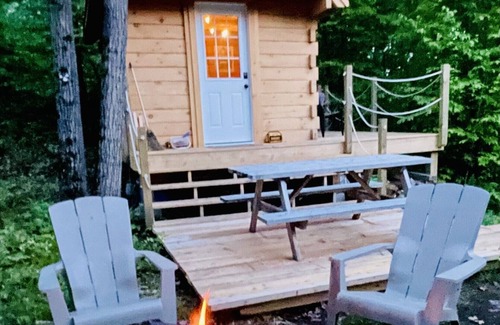 Seguin Cabin | Off-Grid Zen Cabin