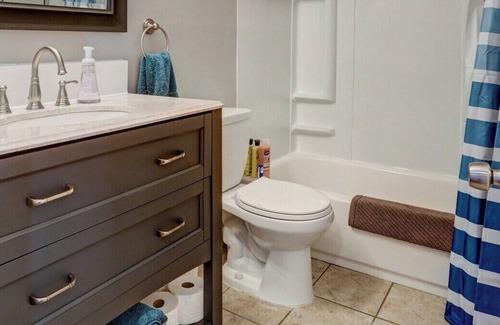 Bausman Apartment | Off Street Parking, Quiet Complex, 1st floor!