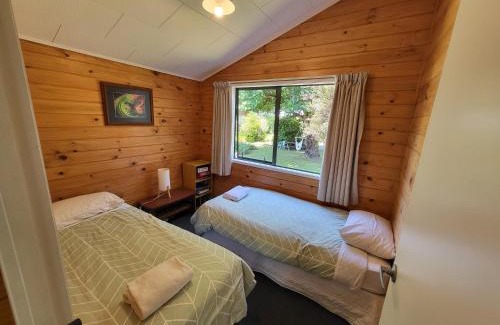 Murchison House | Off The Beaten Trail Acc & Bike Tours