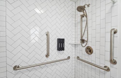 Saint James City Hotel | Off the Charts Inn