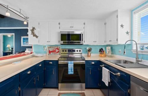 City-by-the Sea House | Off the Charts