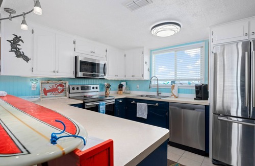 City-by-the Sea House | Off the Charts | Canal Front, Boat Dock + Kayaks!