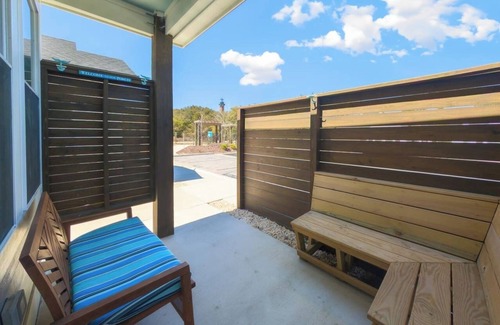Corolla Light Condo | Off The Hook-Luxury Cottage - Heart of Corolla!