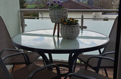 Beuerbach Apartment | Off to the Taunus