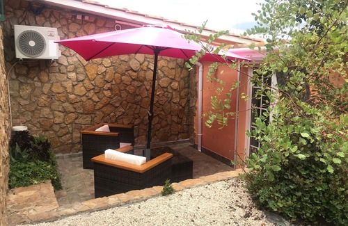 Alpouvar House | OFFER 2022 - VILLA AMENDOEIRA - 4 PEOPLE