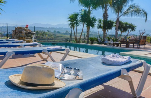 Alhaurin el Grande Villa | OFFER! Magnificent Villa for 9 people near the best beaches