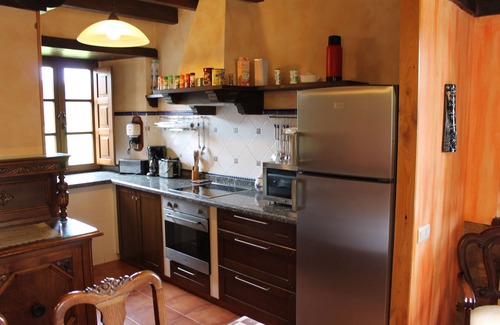 Logrezana Cottage | OFFER Rural house near Gijon, next to the sea, ideal environment for children.