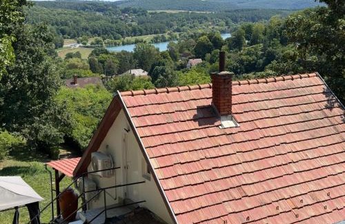 Orfu House | Offline Vendégház