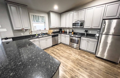 Venice Condo | Offshore Paradise: Steps from the Gulf