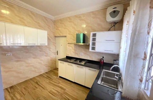 Santeo House | Ofoley 4 bedroom furnished family apartment