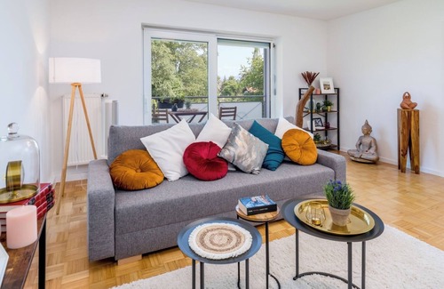 Freilassing Apartment | OG2 M Beautiful 70m² 2-room city apartment