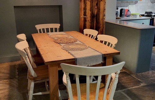 York House | Ogleforth - Three Bedroom House, Sleeps 6