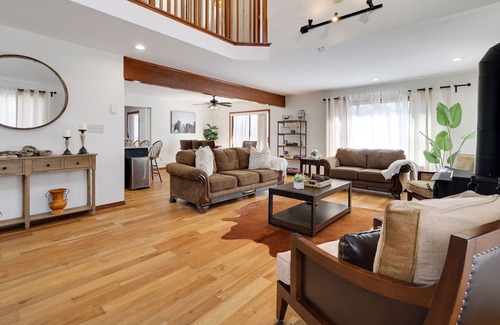 East Stroudsburg Ski Chalet | Oh Deer ! Poconos Chalet!