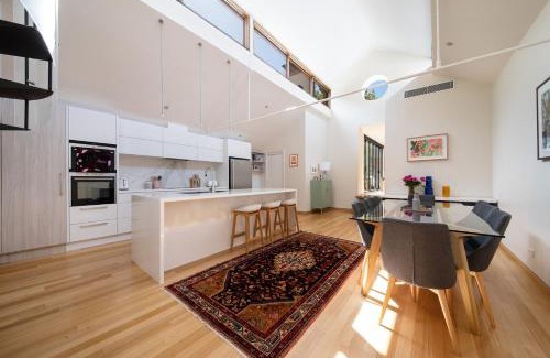 Collingwood Apartment | Oh So Collingwood