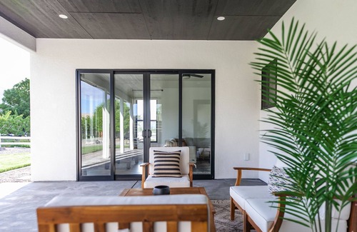 Palisade House | Oh, the views! Palisade’s premier home away from home.