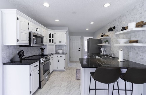Harvest House | Oh, This is Nice! Sleeps 9 people.