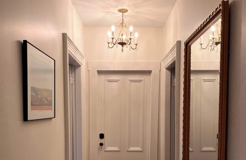 Victoria Villa | OH Victoria - Raspberry Point Suite