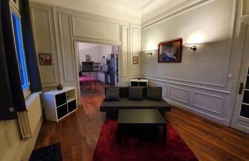 Lens Apartment | Ohana, Appartement de Charme, au Centre de Lens