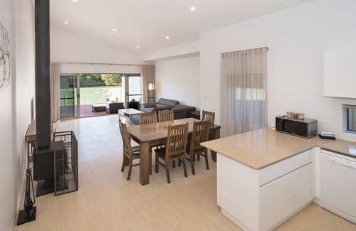 Margaret River Villa | Ohana B- WIFI, 10 minutes to the cafe strip