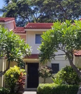 Kahaluu Bay Apartment | Ohana Beach Retreat at the Surf and Racquet Club